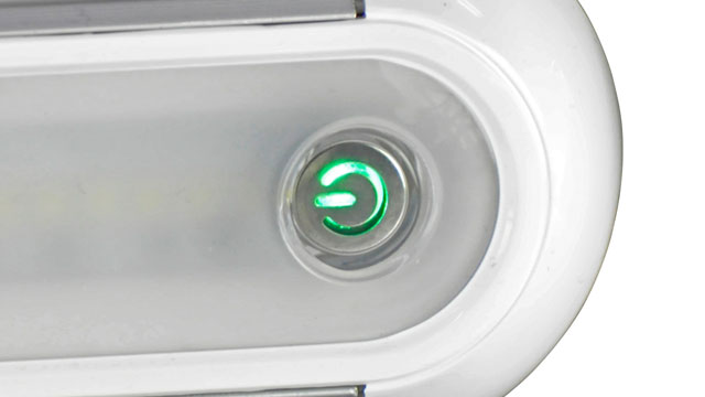 タッチスイッチ仕様の電源スイッチ、通電中は緑点灯